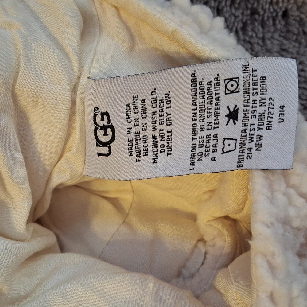 UGG Ivory Sherpa Dog Pajamas - Picture 8 of 9